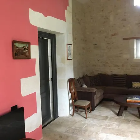 Tatil Evi Swallows, Beautiful In The Grounds Of Chateau Beauvoir