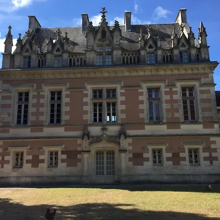 Feriehus Swallows, Beautiful In The Grounds Of Chateau Beauvoir *