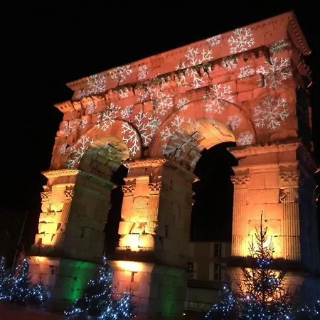 Tatil Evi Swallows, Beautiful In The Grounds Of Chateau Beauvoir