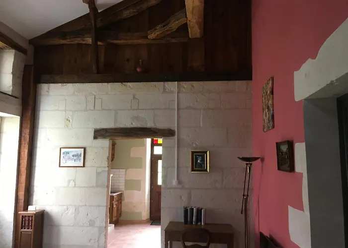 Semesterbostad Swallows, Beautiful In The Grounds Of Chateau Beauvoir Ecurat